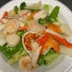 Best 海鲜拼盘 Seafood Combination in Middletown, RI